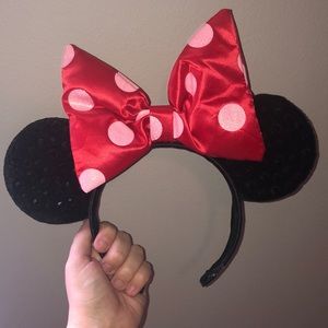 Minnie Mouse Ears